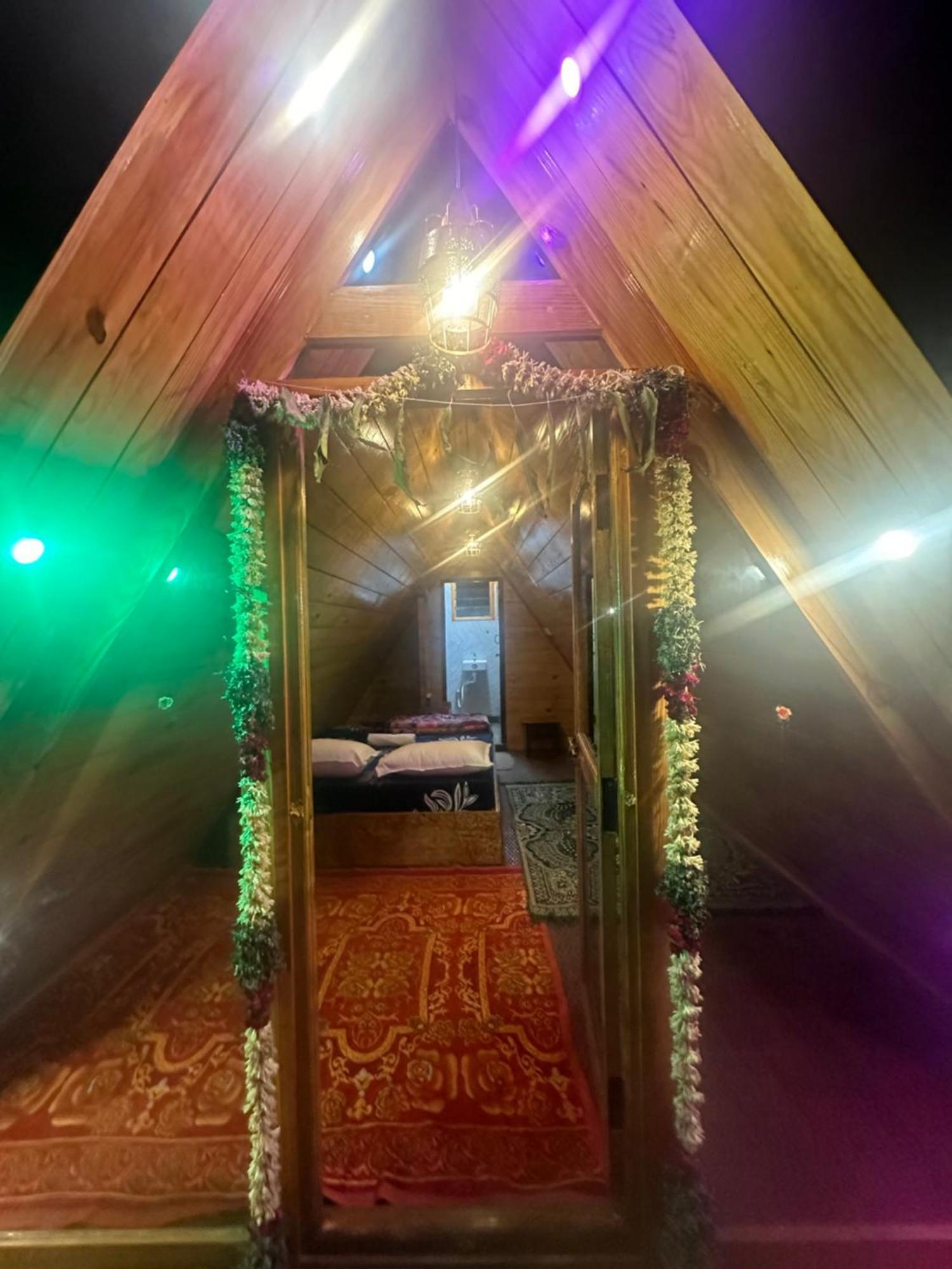 Вилла Magica Mount A Frame Wood House Кодайканал Экстерьер фото