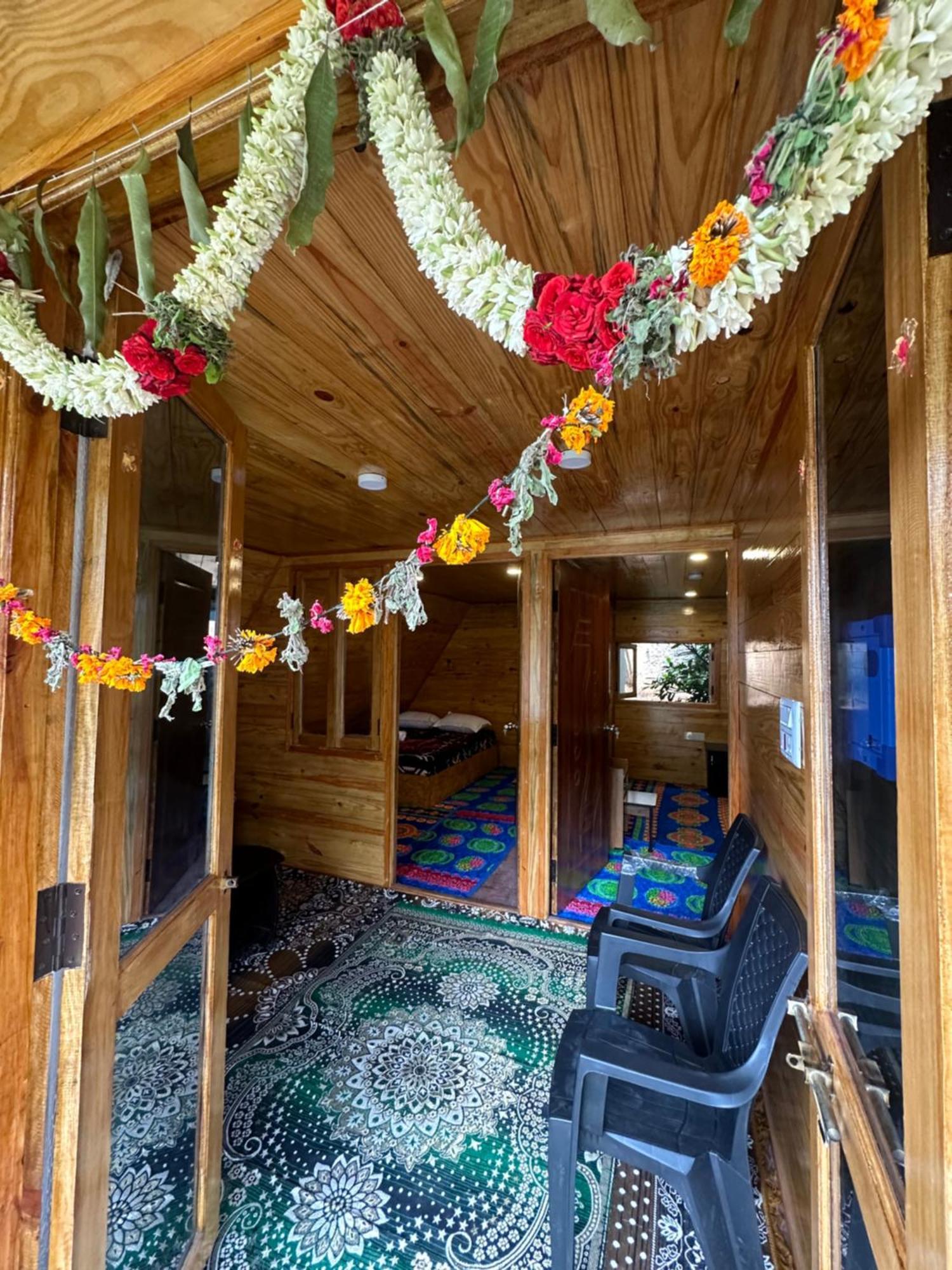 Вилла Magica Mount A Frame Wood House Кодайканал Экстерьер фото