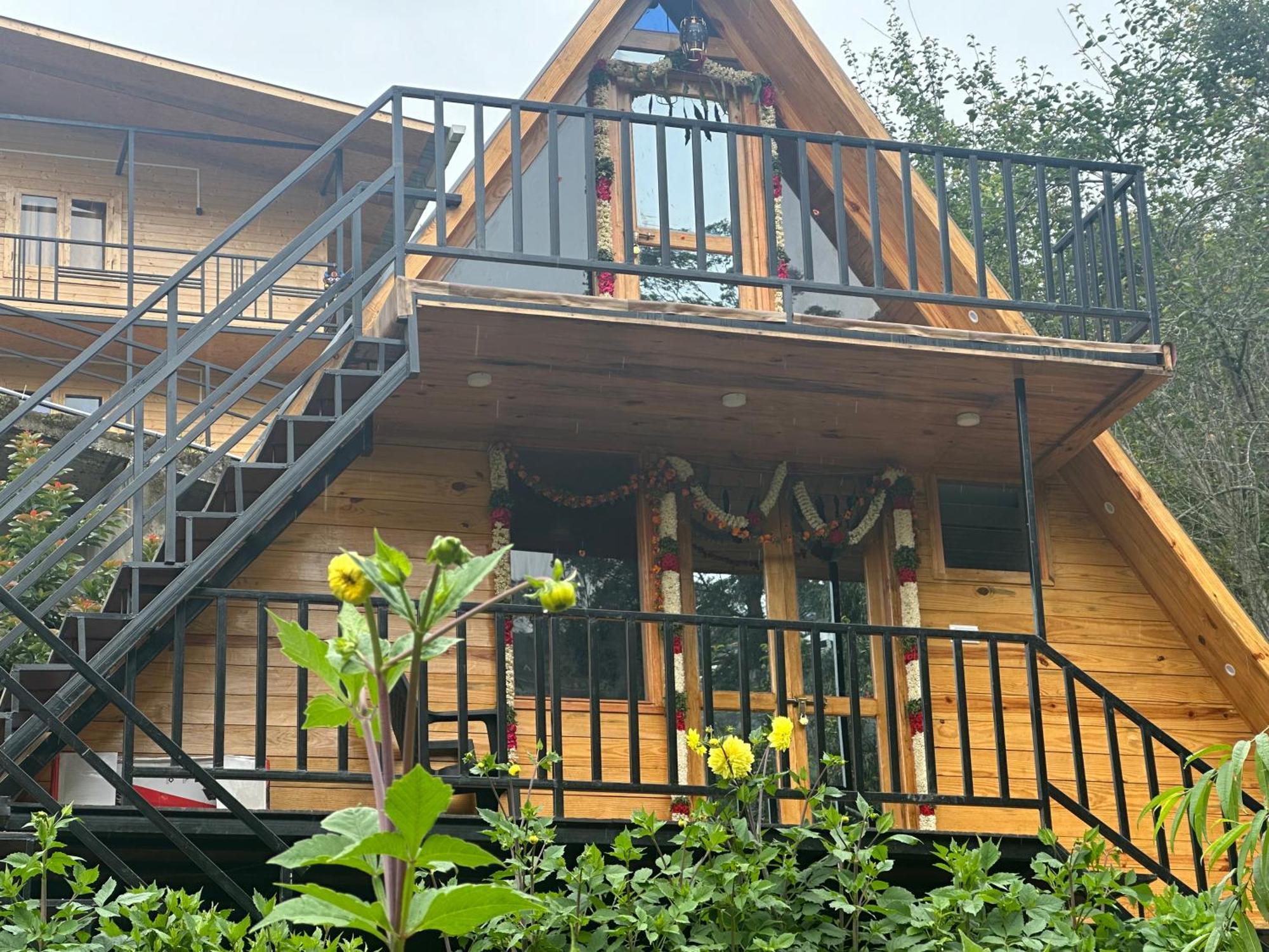 Вилла Magica Mount A Frame Wood House Кодайканал Экстерьер фото